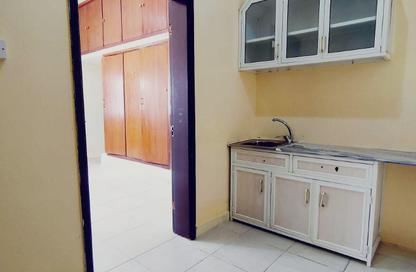 Villa - Studio - 1 Bathroom for rent in Al Sadd - Doha