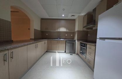 Apartment - 1 Bedroom - 2 Bathrooms for rent in East Porto Drive - Porto Arabia - The Pearl Island - Doha Apartment - 1 Bedroom - 2 Bathrooms for rent in East Porto Drive - Porto Arabia - The Pearl Island - Doha