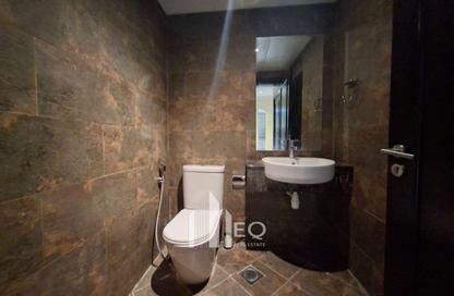 Apartment - 1 Bedroom - 2 Bathrooms for rent in East Porto Drive - Porto Arabia - The Pearl Island - Doha