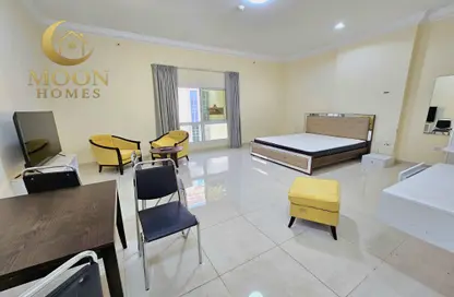 Apartment - Studio - 1 Bathroom for rent in Al Sadd Road - Al Sadd - Doha