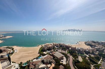 Apartment - 3 Bedrooms - 5 Bathrooms for rent in Floresta Gardens - Floresta Gardens - The Pearl Island - Doha