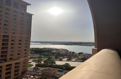 Apartment - 1 Bedroom - 2 Bathrooms for rent in East Porto Drive - Porto Arabia - The Pearl Island - Doha