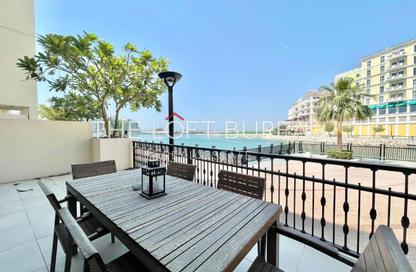 Townhouse - 3 Bedrooms - 4 Bathrooms for rent in Hilton Doha The Pearl Residences - Abraj Quartiers - The Pearl Island - Doha