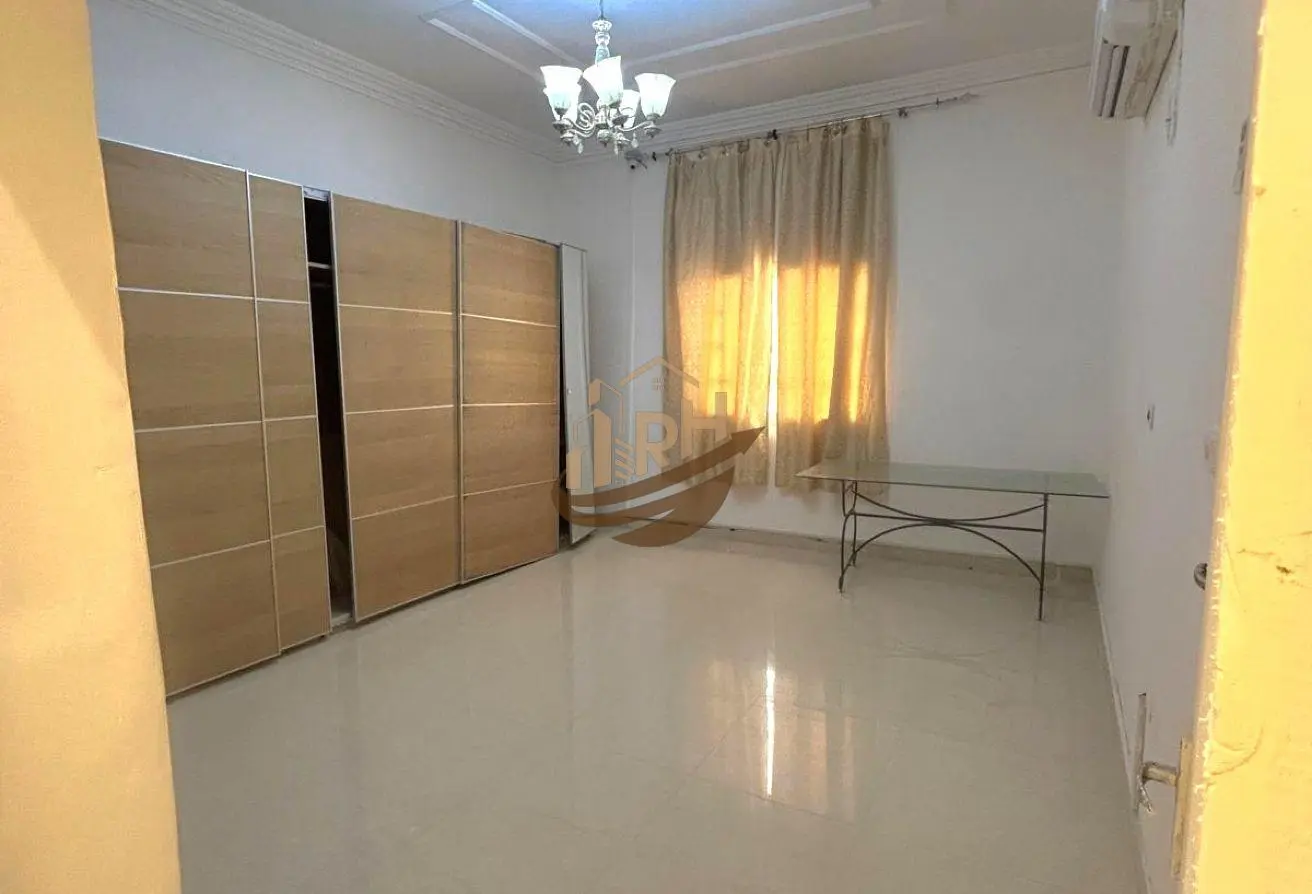 63866739 - Property Main Image