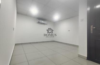 Apartment - 1 - 1 for rent in Tadmur Street - Old Airport Road - Doha Apartment - 1 - 1 for rent in Tadmur Street - Old Airport Road - Doha