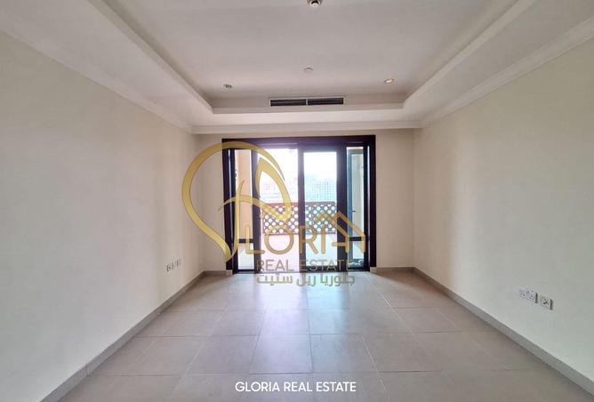 52912835 - Property Image 2