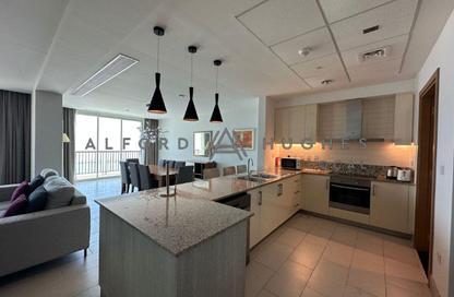 Apartment - 2 Bedrooms - 3 Bathrooms for rent in Viva Central - Viva Bahriyah - The Pearl Island - Doha