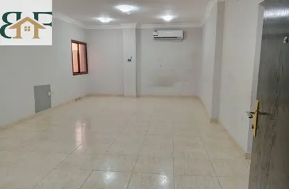 Apartment - 2 Bedrooms - 2 Bathrooms for rent in Al Muntazah Street - Al Muntazah - Doha