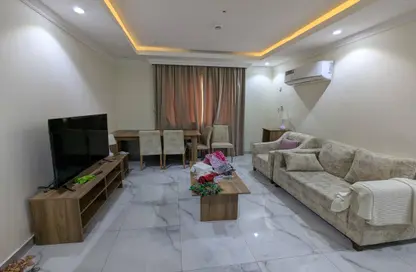 Apartment - 2 Bedrooms - 2 Bathrooms for rent in Umm Ghuwailina 4 - Umm Ghuwailina - Doha