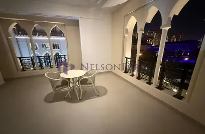 شقة - 2 غرف نوم - 4 حمامات للايجار في فيفا بحرية شرق - فيفا بحرية - جزيرة اللؤلؤة - الدوحة