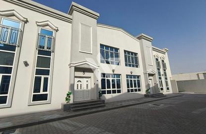 Villa - 4 Bedrooms - 4 Bathrooms for rent in Wadi Al Markh - Muraikh - AlMuraikh - Doha