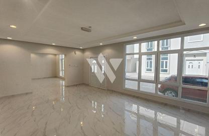 Villa - 4 Bedrooms - 4 Bathrooms for rent in Wadi Al Markh - Muraikh - AlMuraikh - Doha