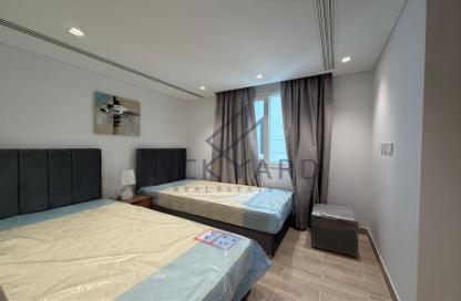 Apartment - 2 Bedrooms - 2 Bathrooms for rent in Saraya Corniche Hotel - Corniche Road - Doha