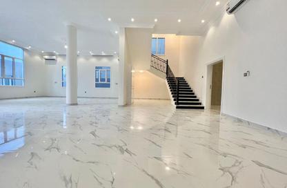 Villa - 5 Bedrooms - 6 Bathrooms for rent in Duhail Villas - Al Duhail - Doha