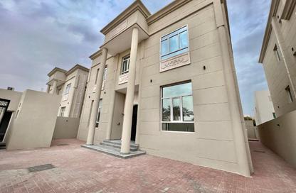 Villa - 5 Bedrooms - 6 Bathrooms for rent in Duhail Villas - Al Duhail - Doha