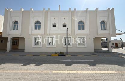 Villa - 6 - 6 for rent in Wadi Al Markh - Muraikh - AlMuraikh - Doha