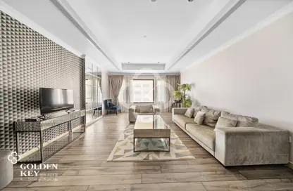 Apartment - 1 Bedroom - 2 Bathrooms for sale in East Porto Drive - Porto Arabia - The Pearl Island - Doha