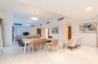 Apartment - 4 Bedrooms - 4 Bathrooms for rent in West Bay Tower - West Bay - West Bay - Doha