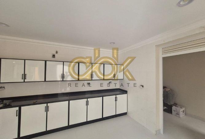 53521227 - صورة العقار 3