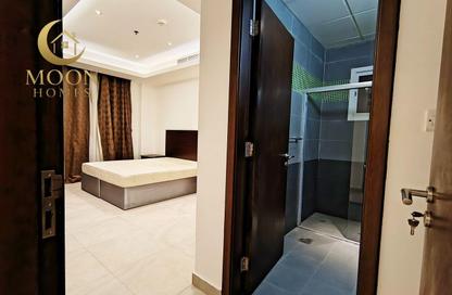 Apartment - 1 Bedroom - 2 Bathrooms for rent in Umm Ghuwailina 4 - Umm Ghuwailina - Doha