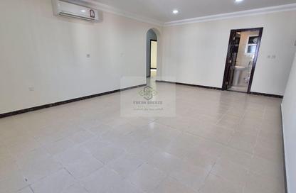 Apartment - 3 Bedrooms - 3 Bathrooms for rent in Muntazah 7 - Al Muntazah - Doha