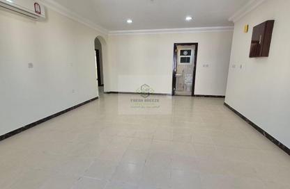 Apartment - 3 Bedrooms - 3 Bathrooms for rent in Muntazah 7 - Al Muntazah - Doha