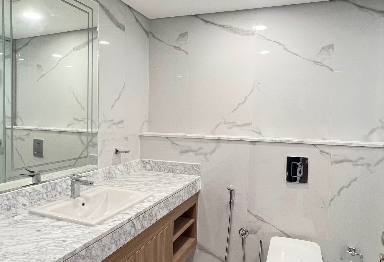 2BHK Semi Furnished | For Sale | Lusail Marina thumbnail 7