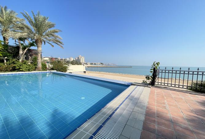 975393 - Property Image 3