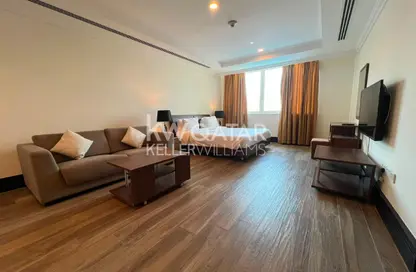 Apartment - 1 Bathroom for rent in Viva West - Viva Bahriyah - The Pearl Island - Doha