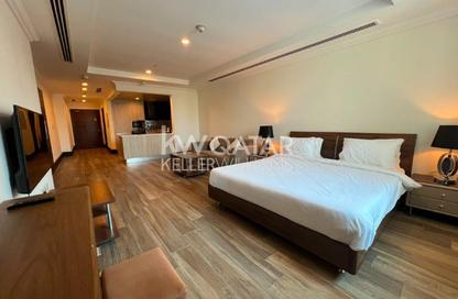 Apartment - Studio - 1 Bathroom for rent in Viva West - Viva Bahriyah - The Pearl Island - Doha