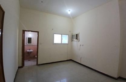 Apartment - 3 Bedrooms - 2 Bathrooms for rent in Bin Omran - Fereej Bin Omran - Doha