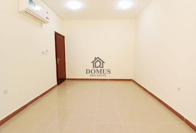 56915099 - Property Main Image