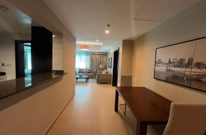 Hotel Apartments - 2 Bedrooms - 3 Bathrooms for rent in West Bay Tower - West Bay - West Bay - Doha Hotel Apartments - 2 Bedrooms - 3 Bathrooms for rent in West Bay Tower - West Bay - West Bay - Doha