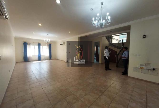 1019411 - Property Image 2