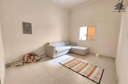 Apartment - 2 Bedrooms - 1 Bathroom for rent in EB12 - Fereej Bin Mahmoud North - Fereej Bin Mahmoud - Doha