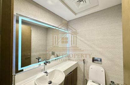 Apartment - 3 Bedrooms - 4 Bathrooms for rent in Lusail Marina Heights - Marina District - Lusail