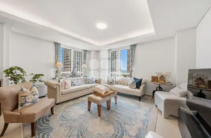 Apartment - 1 Bedroom - 2 Bathrooms for rent in Viva West - Viva Bahriyah - The Pearl Island - Doha