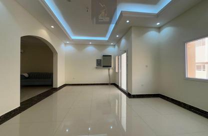 Compound - 6 Bedrooms - 6 Bathrooms for rent in Al Kheesa - Al Kheesa - Umm Salal Mohammed Compound - 6 Bedrooms - 6 Bathrooms for rent in Al Kheesa - Al Kheesa - Umm Salal Mohammed