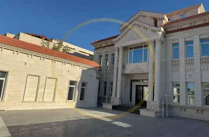 Villa - 7+ Bedrooms - 7+ Bathrooms for sale in Al Kheesa - Al Kheesa - Umm Salal Mohammed