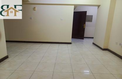 Apartment - 2 Bedrooms - 2 Bathrooms for rent in Al Mansoura - Al Mansoura - Doha