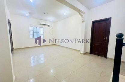 Villa - 6 - 6 for rent in Umm Salal Ali - Umm Salal Ali - Doha