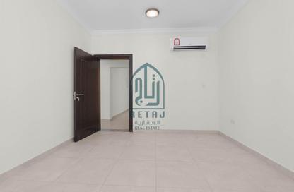 Apartment - 2 Bedrooms - 2 Bathrooms for rent in Al Sadd Road - Al Sadd - Doha