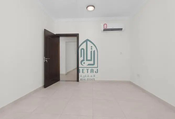 1012594 - Property Image 3