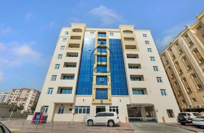Apartment - 2 Bedrooms - 2 Bathrooms for rent in Al Sadd Road - Al Sadd - Doha