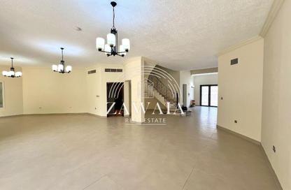 مجمع سكني - 5 غرف نوم - 4 حمامات للايجار في شارع الوعب - الوعب - الدوحة