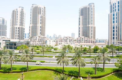 Apartment - 1 Bedroom - 2 Bathrooms for rent in East Porto Drive - Porto Arabia - The Pearl Island - Doha