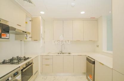 Apartment - 2 Bedrooms - 3 Bathrooms for rent in Marina Residences 195 - Marina District - Lusail