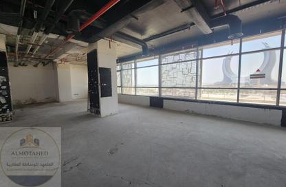 Office Space - Studio - 6 Bathrooms for rent in Marina Tower 02 - Marina District - Lusail Office Space - Studio - 6 Bathrooms for rent in Marina Tower 02 - Marina District - Lusail