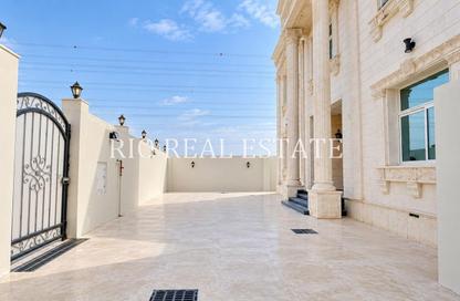 Villa - 6 - 6 for sale in Al Wukair - Al Wukair - Al Wakra