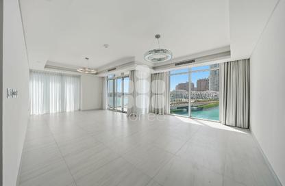 Apartment - 3 Bedrooms - 4 Bathrooms for rent in Crystal Residence - Gewan Island - The Pearl Island - Doha